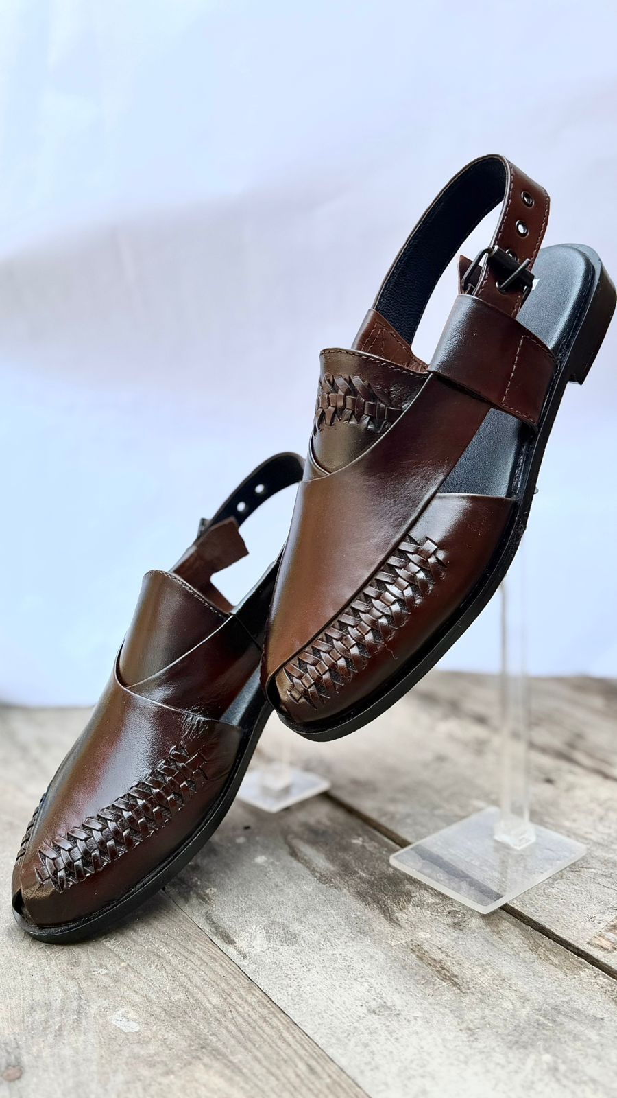 Braided Crown Peshawari Sandals for Men – Handcrafted Traditional Chappal with Buckle Strap