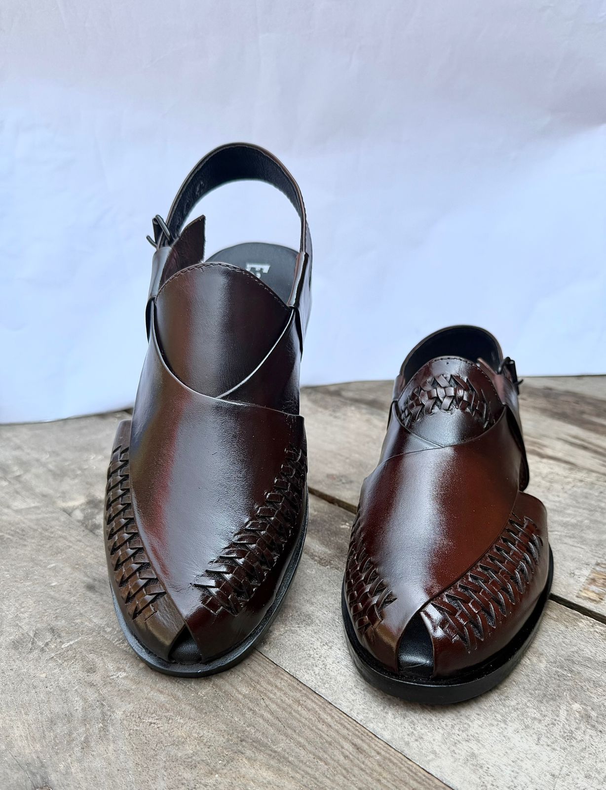 Braided Crown Peshawari Sandals for Men – Handcrafted Traditional Chappal with Buckle Strap