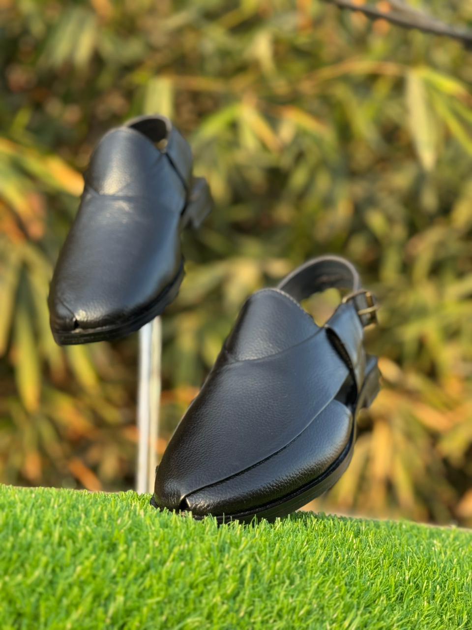 Simple Black Leather Peshawari Sandals for Men – Premium Handcrafted Traditional Chappal with Adjustable Strap