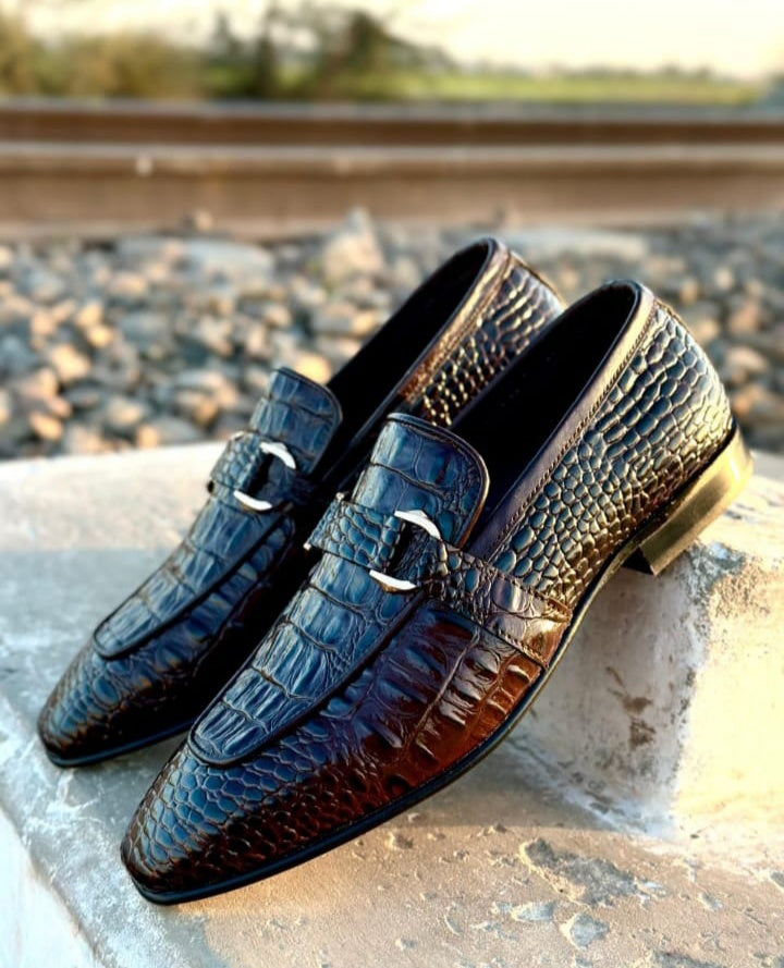 Men’s Brown Textured Leather Loafers – Luxury Crocodile Pattern Formal Slip-On Shoes