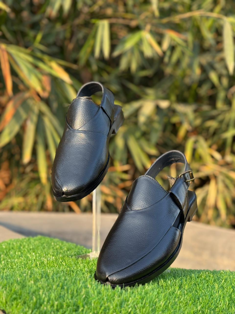 Simple Black Leather Peshawari Sandals for Men – Premium Handcrafted Traditional Chappal with Adjustable Strap